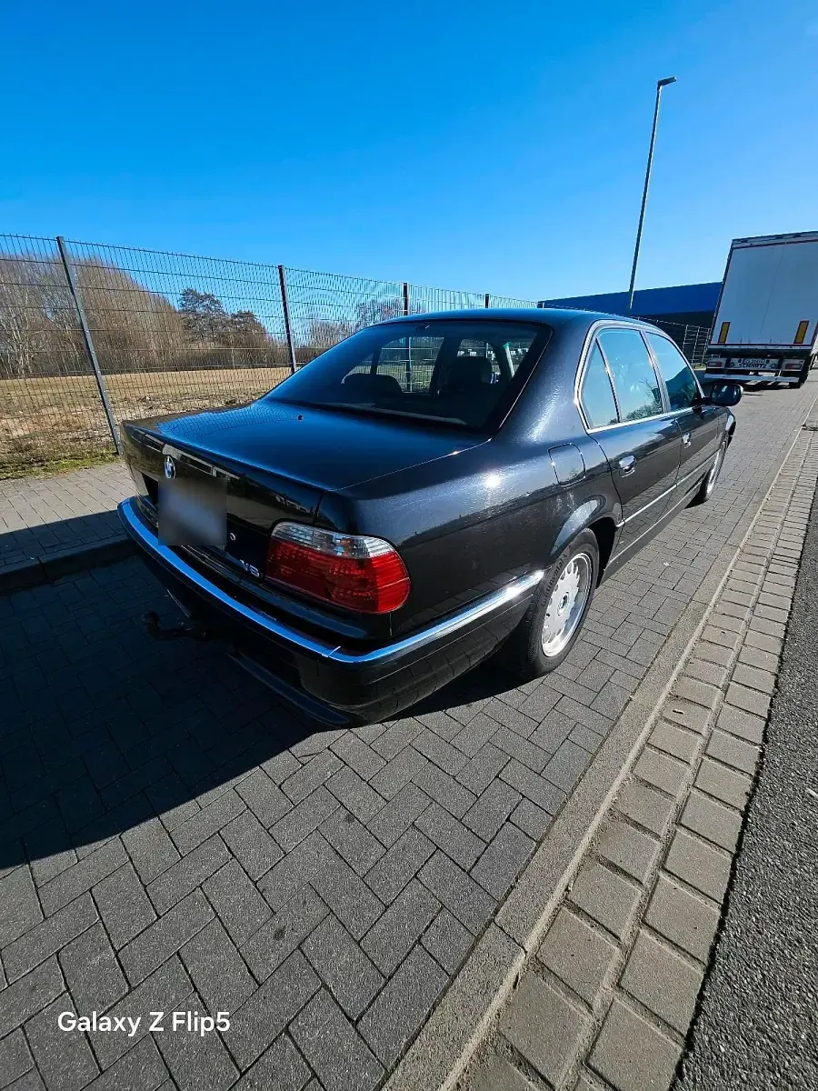 Gebraucht BMW 730 217 PS (159 kW) 1995 Schwarz Limousine