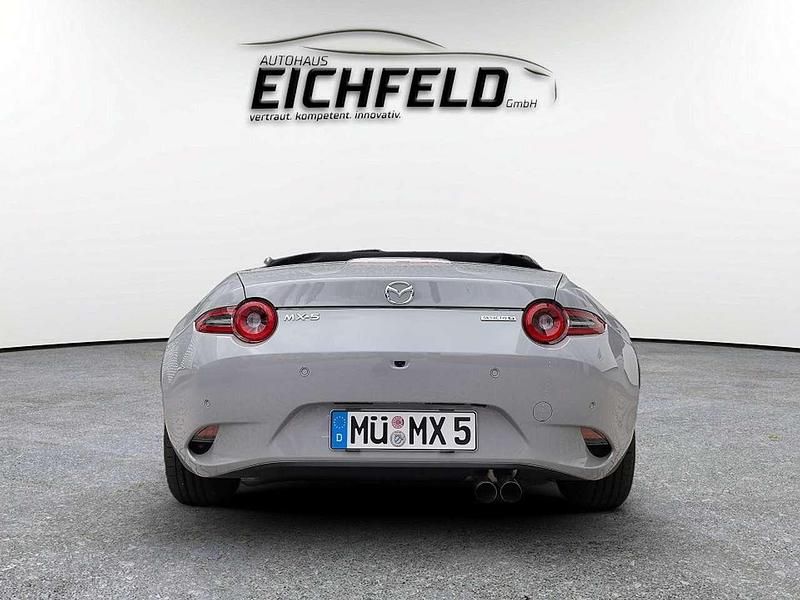 Neu Mazda MX5 Exclusive-Line 132 PS (97 kW) 2026 Aero gray m Cabrio