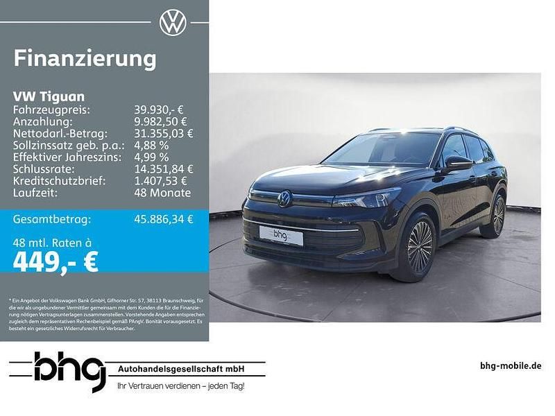 Grenadillschwarz metallic Gebraucht 2025 VW Tiguan Life SUV | 39.930 € (Teuer) - Bild 1/4