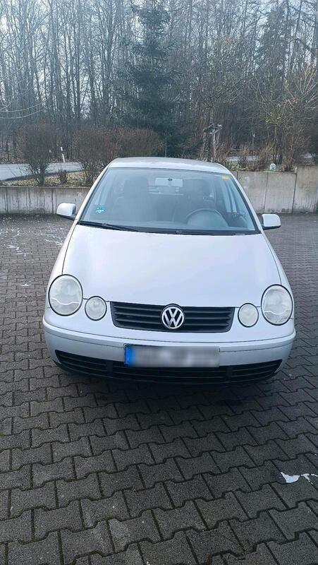 Silber Gebraucht 2004 VW Polo Comfortline Kleinwagen | 900 € (Guter Preis) - Bild 1/4