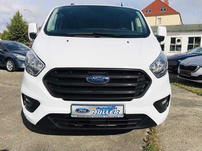 Gebraucht Ford Transit Custom Trend 131 PS (96 kW) 2019 Frostweiß Van / Kleinbus