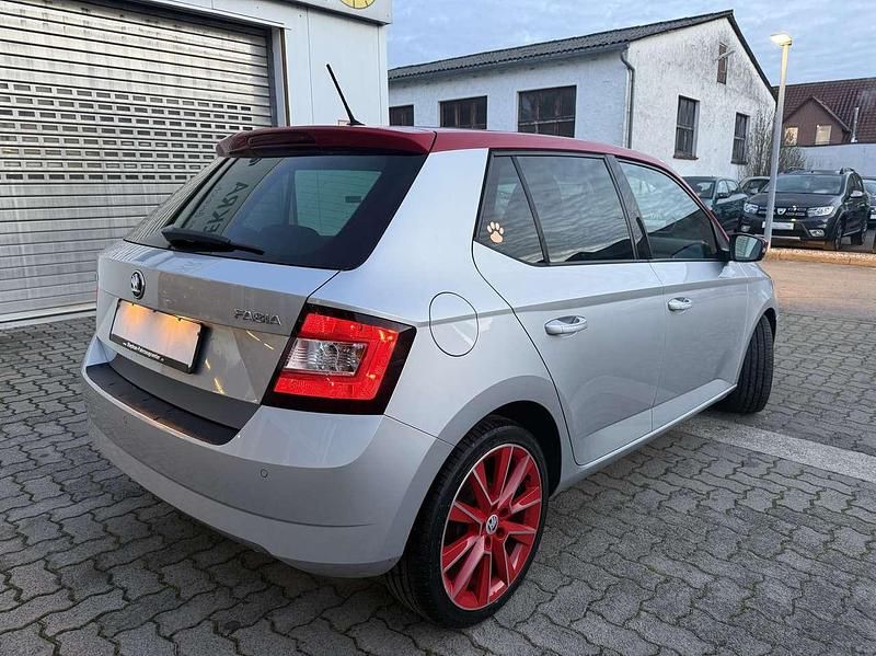 Gebraucht Skoda Fabia Style 90 PS (66 kW) 2015 Brilliantsilber metallic Limousine
