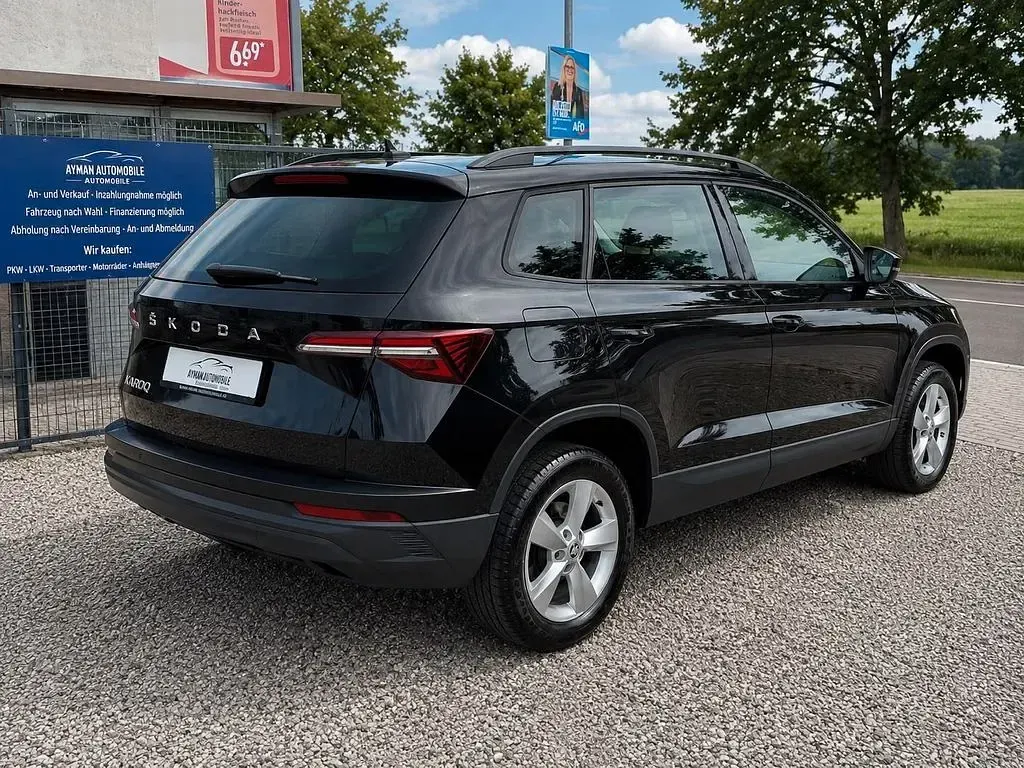Gebraucht Skoda Karoq Tour 150 PS (110 kW) 2022 Schwarz SUV