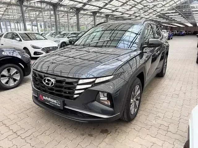Gebraucht Hyundai Tucson Select 150 PS (110 kW) 2024 Schwarz SUV