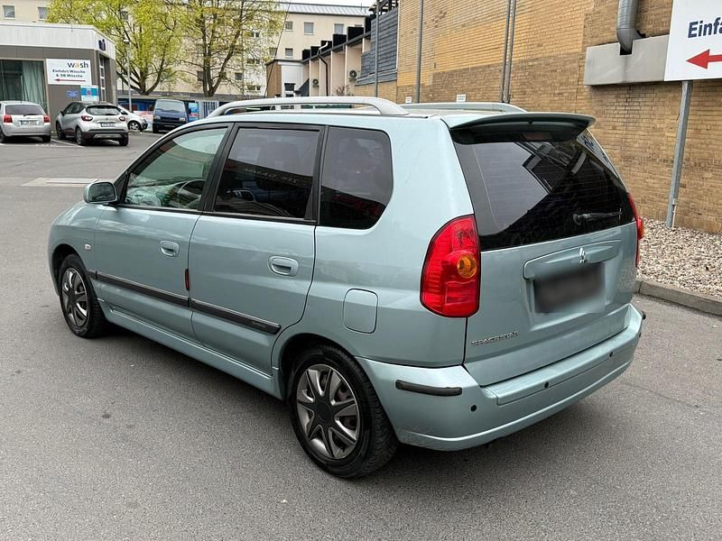 Second-hand Mitsubishi Space Star 98 CP (72 kW) 2005 Albastru Berlinǎ