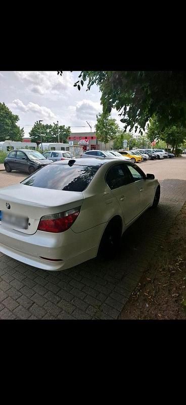 Gebraucht BMW 530 231 PS (169 kW) 2004 Grau Limousine