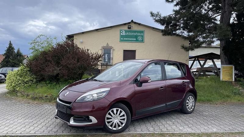 Dunkelrot Gebraucht 2012 Renault Scénic III Expression Van / Kleinbus | 5.400 € (Etwas zu teuer) - Bild 1/4