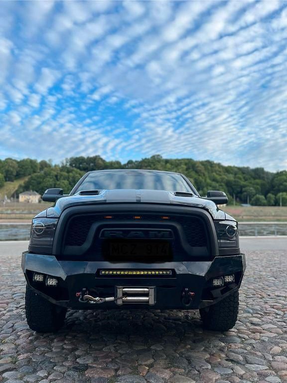 Gebraucht Dodge Ram 401 PS (294 kW) 2020 Schwarz Pickup
