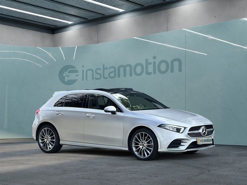 Silber Gebraucht 2022 Mercedes A250 AMG line Limousine | 31.600 € (Etwas zu teuer) - Bild 1/4