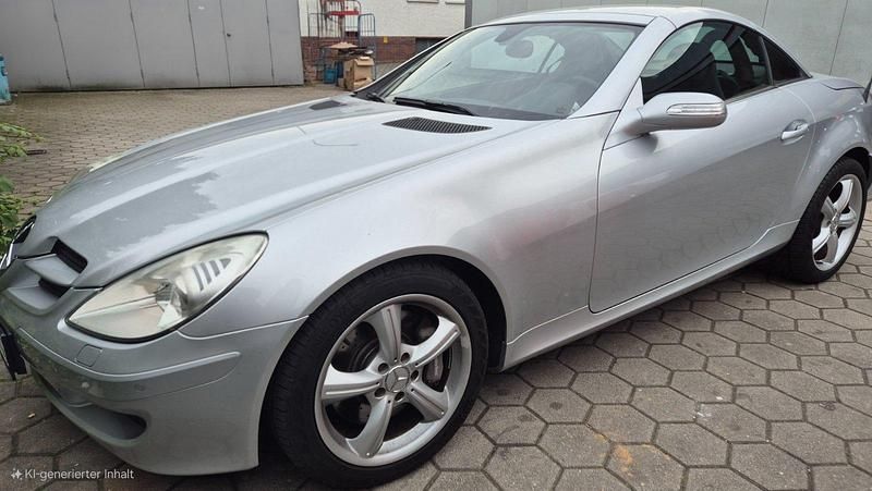 Silber Gebraucht 2004 Mercedes SLK350 Cabrio | 9.900 € (Guter Preis) - Bild 1/3