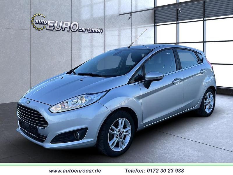 Gebraucht Ford Fiesta Trend 95 PS (69 kW) 2016 Silber Limousine