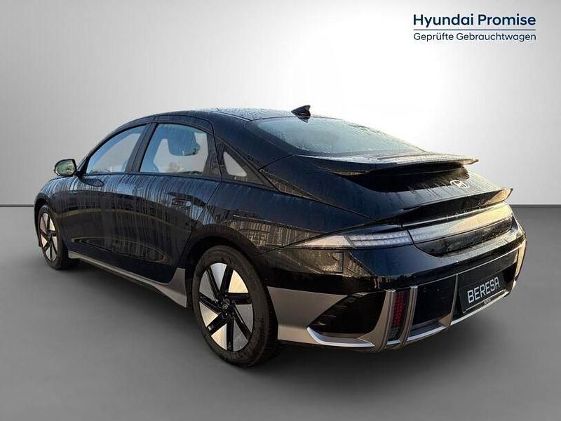 Gebraucht Hyundai Ioniq 6 Basis 111 kW (151 PS) 2023 Schwarz Limousine