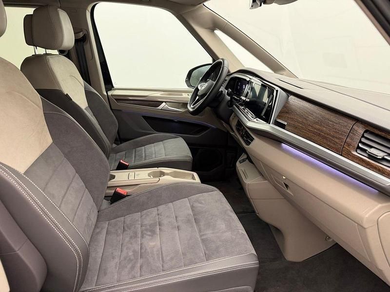 Gebraucht VW Multivan Style 150 PS (110 kW) 2025 Schwarz Van