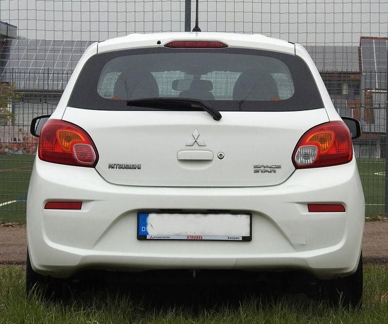 Gebraucht Mitsubishi Space Star 71 PS (52 kW) 2019 Weiß Kleinwagen