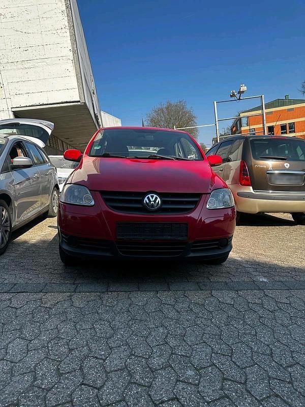Gebraucht VW Fox 54 PS (39 kW) 2006 Rot Kleinwagen