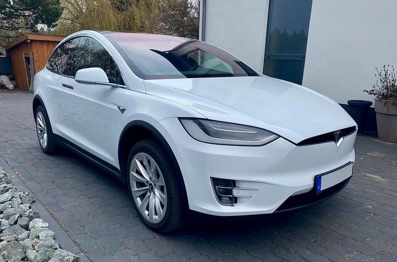 Gebraucht Tesla Model X 567 kW (772 PS) 2016 Weiß SUV