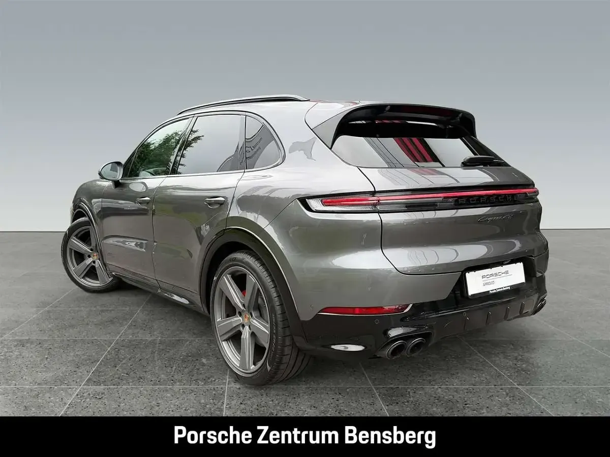 Gebraucht Porsche Cayenne GTS 500 PS (367 kW) 2024 Grau SUV