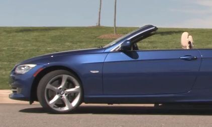Blau metallic Gebraucht 2011 BMW 318 Cabriolet Cabrio | 23.990 € - Bild 1/4