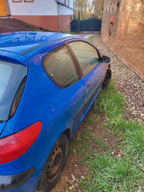 Gebraucht Peugeot 206 90 PS (66 kW) 2000 Blau Kleinwagen