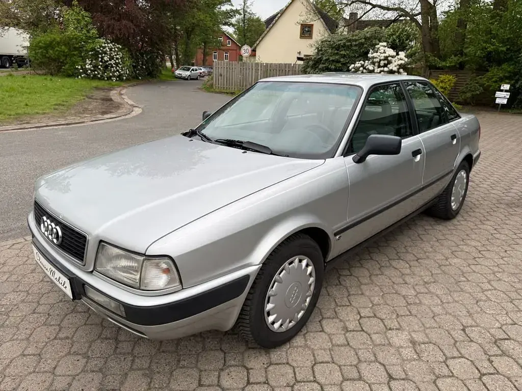 Gebraucht Audi 80 116 PS (85 kW) 1992 Silber Limousine