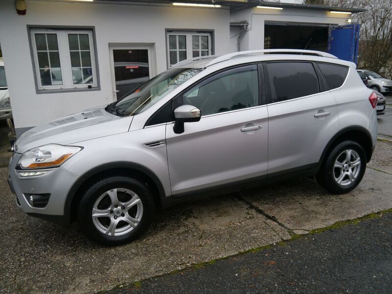 Silber Gebraucht 2012 Ford Kuga Trend SUV | 6.990 € (Guter Preis) - Bild 1/4