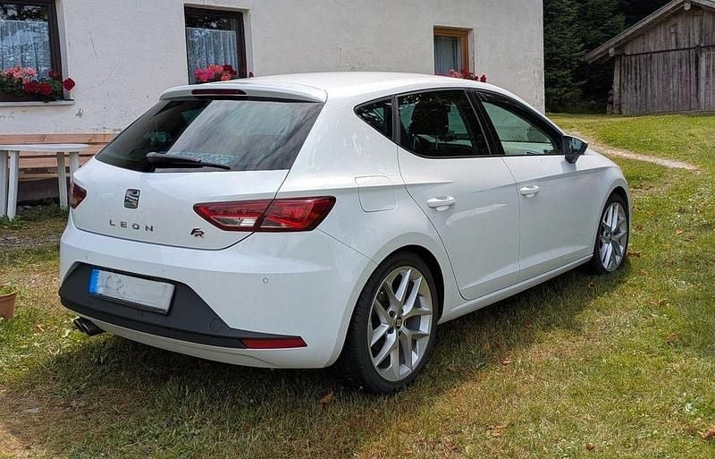 Gebraucht Seat Leon FR 184 PS (135 kW) 2016 Weiß Limousine