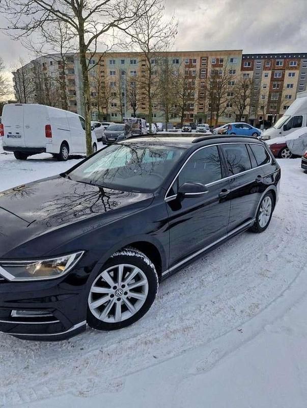 Gebraucht VW Passat 150 PS (110 kW) 2015 Limousine