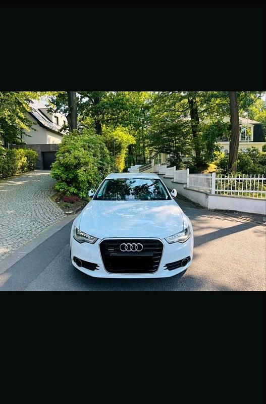 Weiß Gebraucht 2012 Audi A6 Kombi | 12.500 € (Fairer Preis) - Bild 1/4