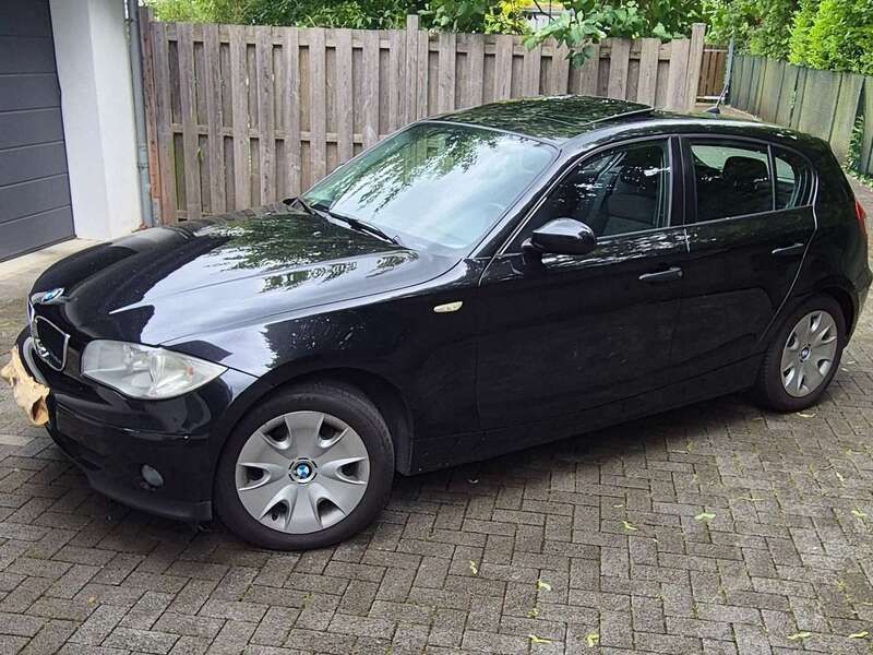 Schwarz Gebraucht 2006 BMW 116 Kleinwagen | 4.200 € (Fairer Preis) - Bild 1/2