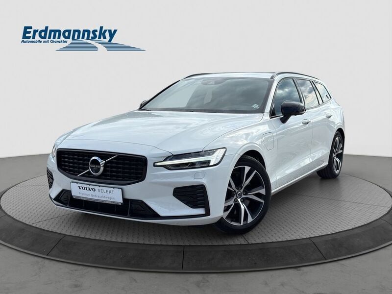 Weiß Gebraucht 2022 Volvo V60 R-Design Kombi | 38.460 € (Guter Preis) - Bild 1/4