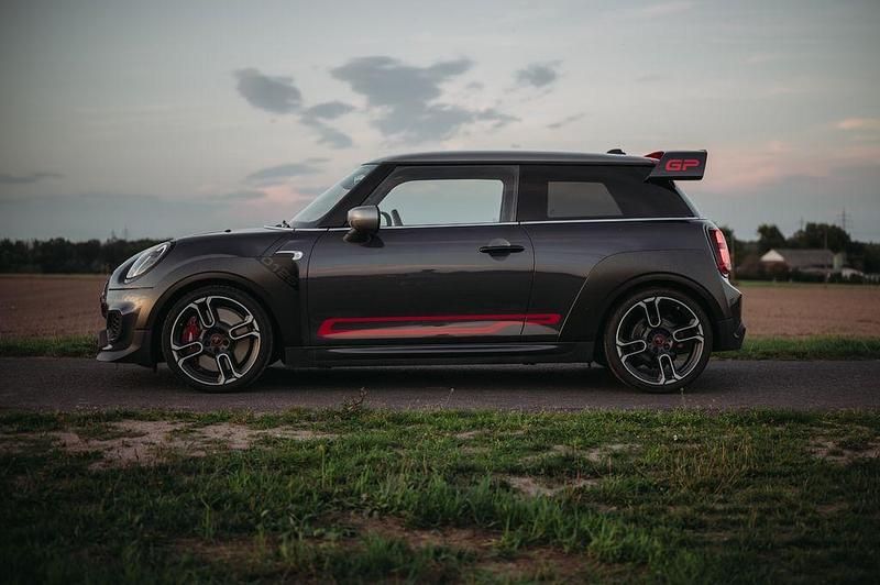 Gebraucht Mini John Cooper Works 306 PS (225 kW) 2020 Grau Kleinwagen
