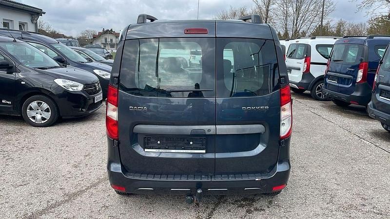 Gebraucht Dacia Dokker Ambiance 102 PS (75 kW) 2017 Grau Van / Kleinbus