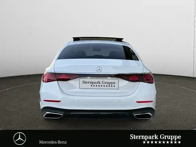 Gebraucht Mercedes E220 AMG 197 PS (144 kW) 2025 Manufaktur lack manufaktur opa Limousine