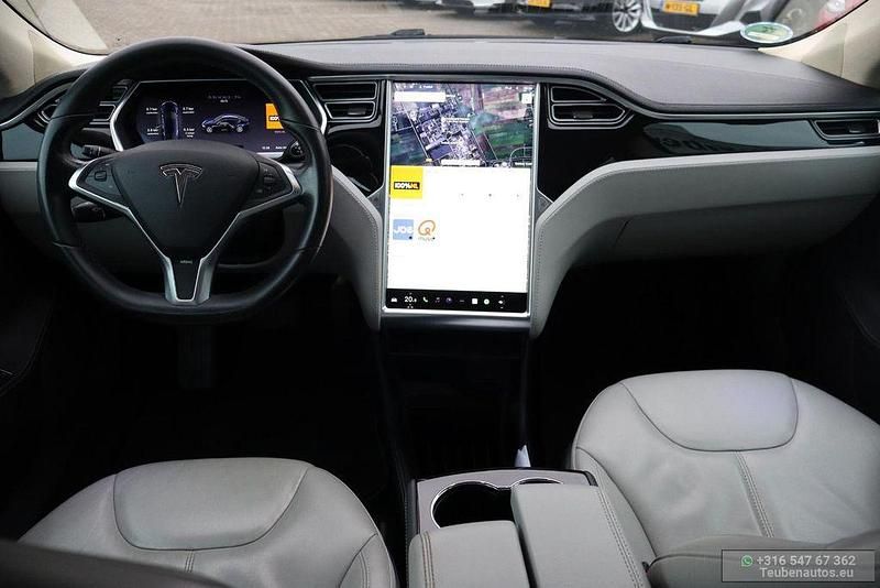 Second-hand Tesla Model S 269 kW (367 CP) 2014 Albastru Hatchback