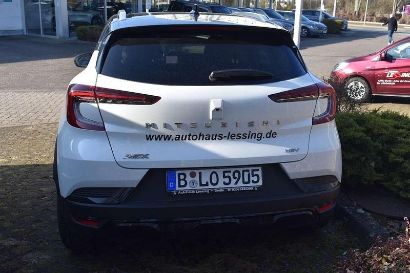 Neu Mitsubishi ASX Edition 143 PS (105 kW) 2025 Himalayaweiß/onyxschwarz SUV