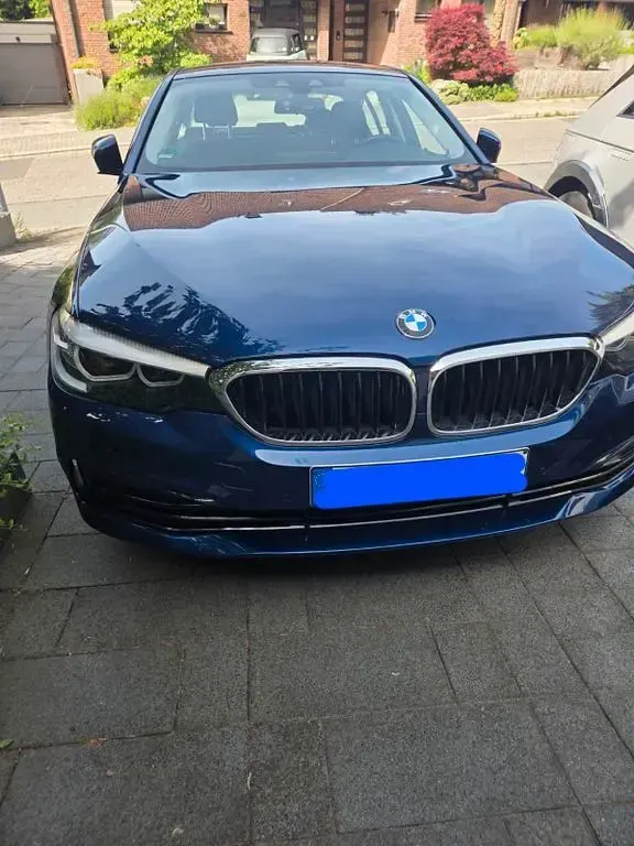 Gebraucht BMW 530e iPerformance 252 PS (185 kW) 2020 Blau Limousine
