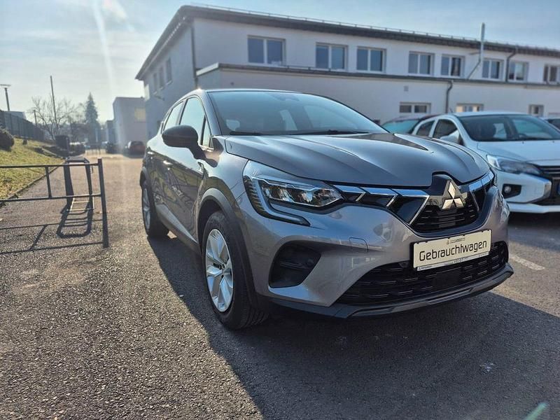 Gebraucht Mitsubishi ASX Basis 91 PS (66 kW) 2024 Grau SUV