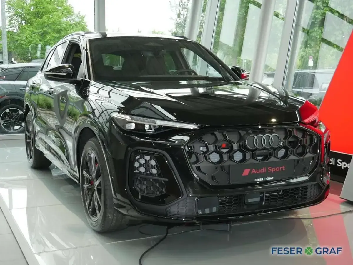 Neu Audi SQ5 367 PS (269 kW) 2026 Mythosschwarz metallic SUV