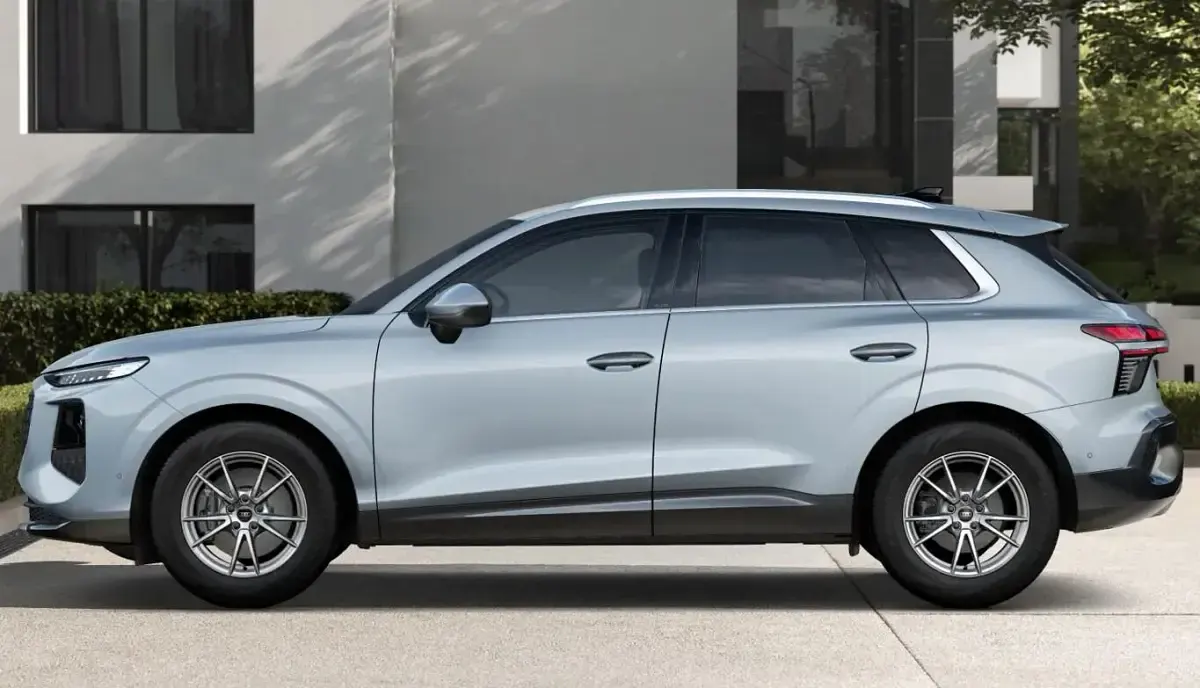 Neu Audi Q3 Ambiente 204 PS (150 kW) 2026 Pfeilgrau perleffekt SUV