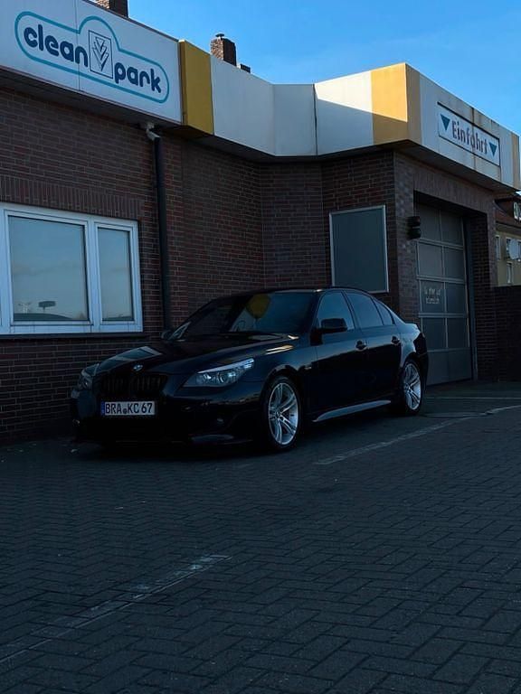 Gebraucht BMW 530 Sport Line 272 PS (200 kW) 2008 Schwarz Limousine