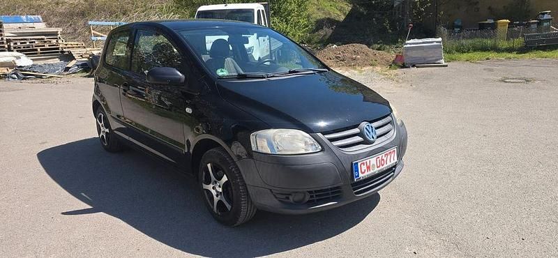 Second-hand VW Fox Basis 54 CP (39 kW) 2009 Negru Hatchback