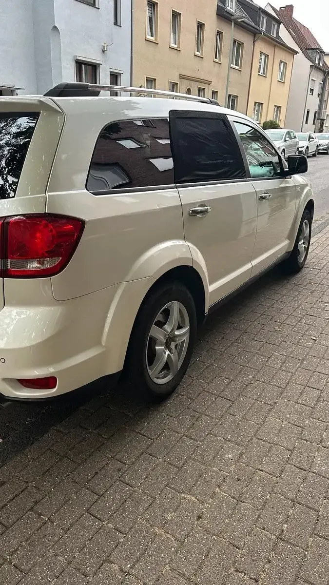 Gebraucht Fiat Freemont 170 PS (125 kW) 2015 Weiß SUV
