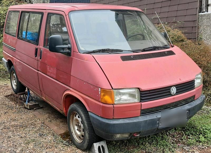 Rot Gebraucht 1991 VW Caravelle Van / Kleinbus | 1.500 € - Bild 1/4