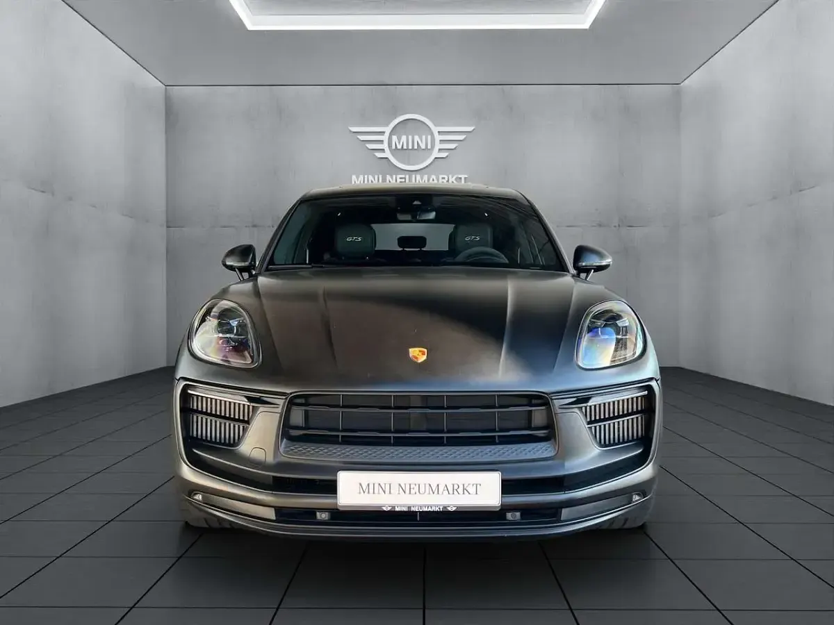 Gebraucht Porsche Macan GTS Sport 441 PS (324 kW) 2023 Schwarz SUV