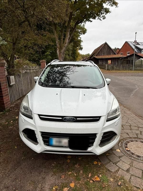 Gebraucht Ford Kuga Titanium 180 PS (132 kW) 2016 Weiß SUV