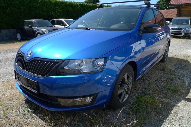 Blau Gebraucht 2016 Skoda Rapid Ambition Limousine | 7.950 € (Etwas zu teuer) - Bild 1/4