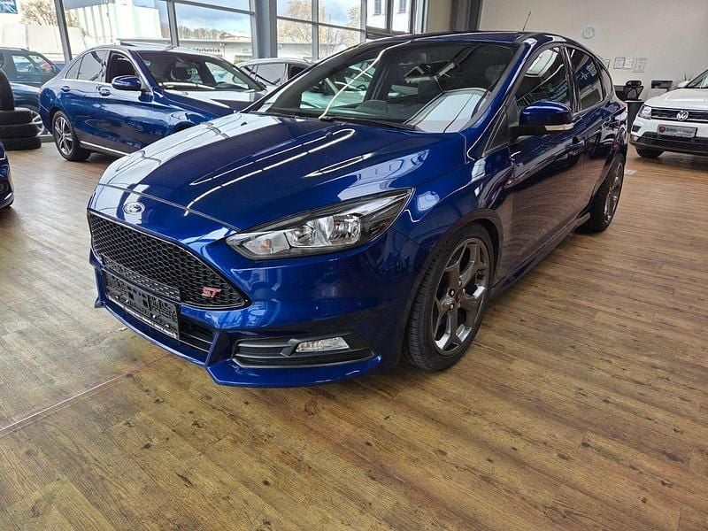 Gebraucht Ford Focus ST 250 PS (183 kW) 2015 Blau Limousine