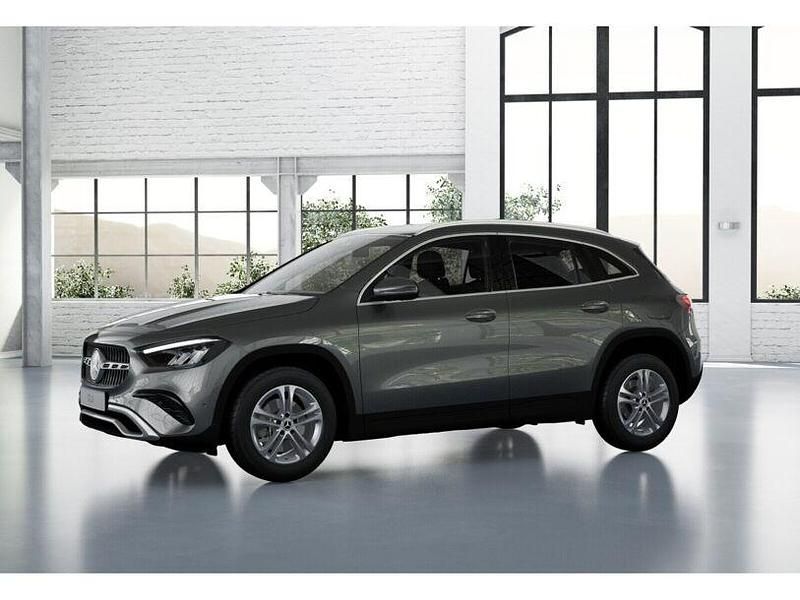 Gebraucht Mercedes GLA200 163 PS (119 kW) 2024 Andere SUV