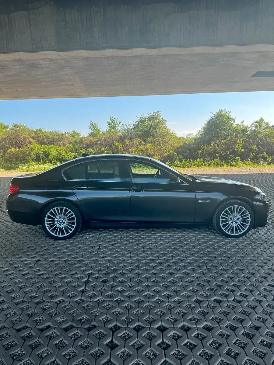 Gebraucht BMW 535 Luxury Line 306 PS (225 kW) 2013 Braun Limousine
