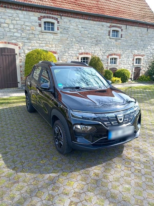 Gebraucht Dacia Spring 33 kW (45 PS) 2022 Schwarz Kleinwagen